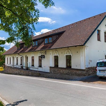 Hostinec U Zamecku Klokocov Экстерьер фото
